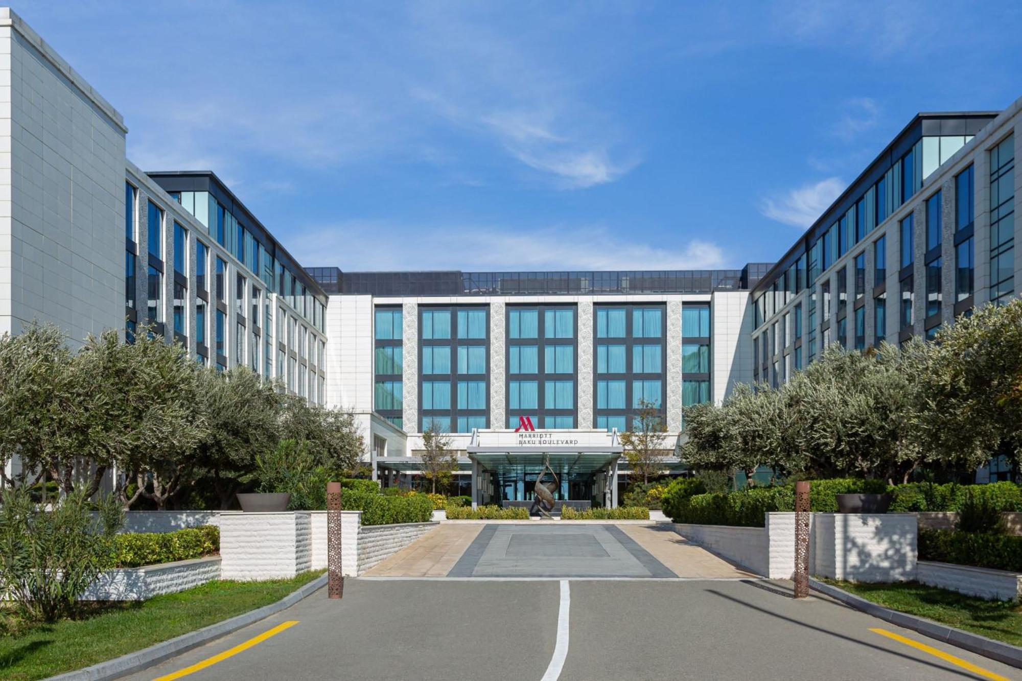 Baku Marriott Hotel Boulevard エクステリア 写真 The Westin San Francisco Airport